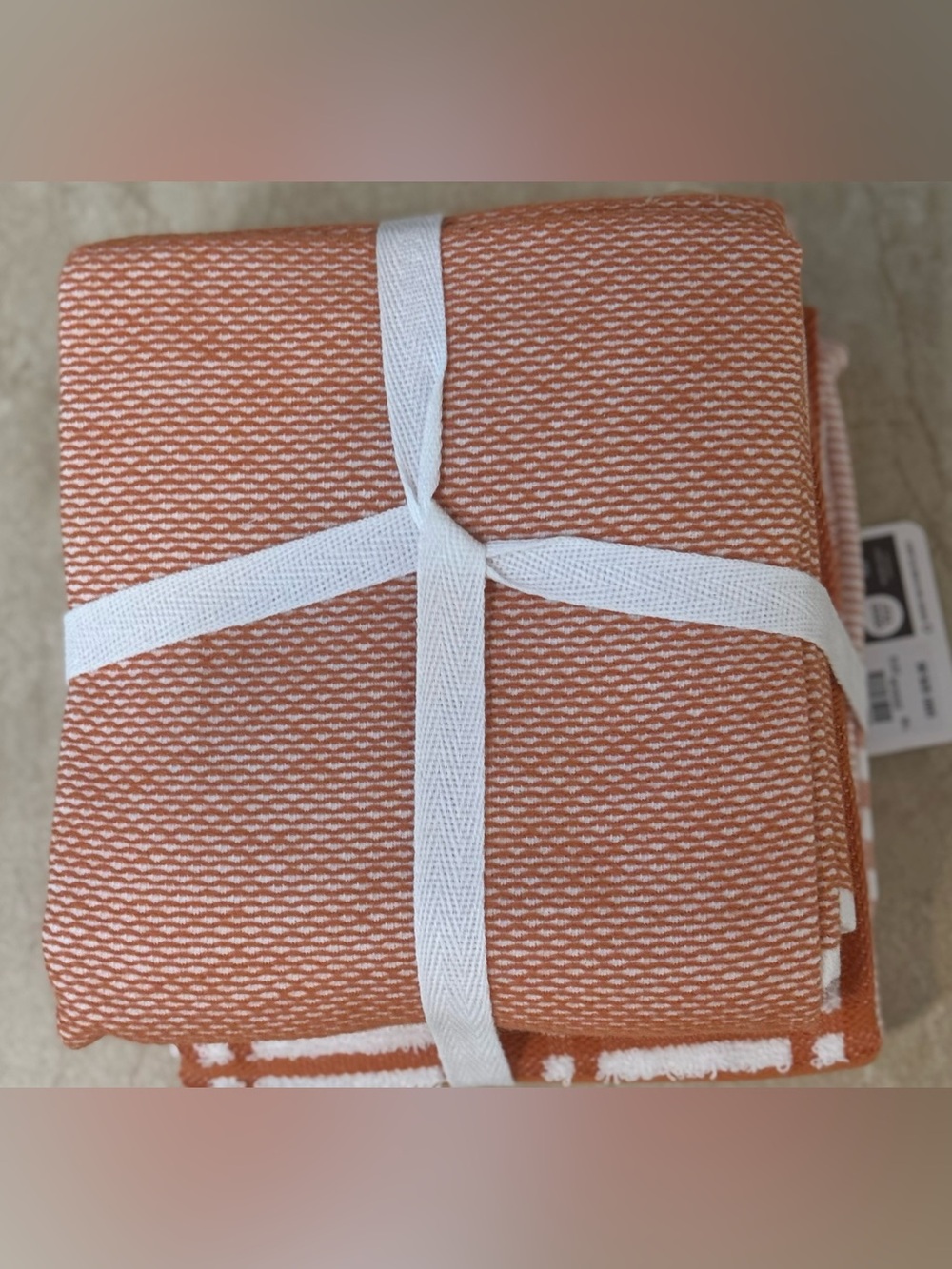 Williams Sonoma Super-Absorbent Towels - Picture 7 of 10